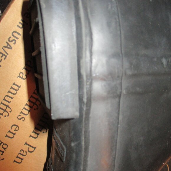 new burberry rain boots black and gray zippers up back 7  38 - Picture 4 of 9